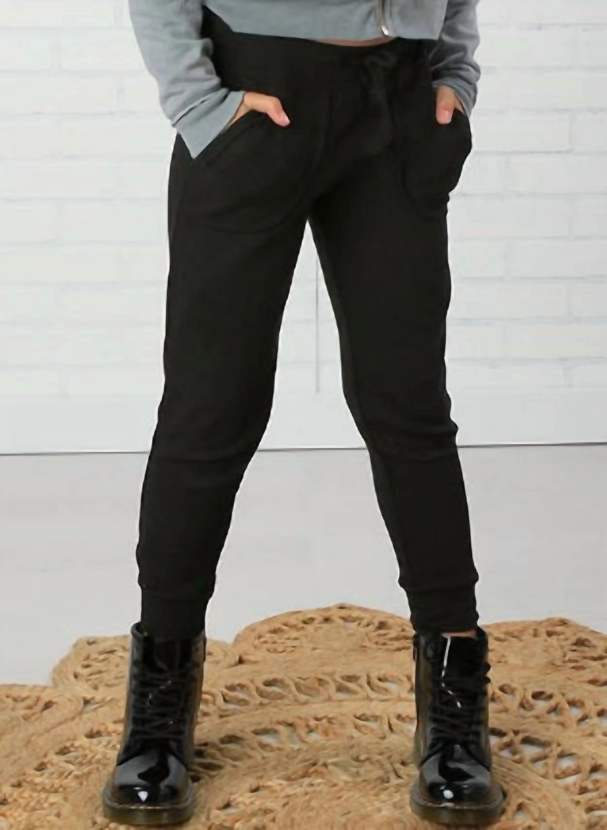 Girls Fitted Thermal Joggers In Black Core Cut All Day Comfort
