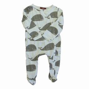 hypoallergenic material Hidden Stretch Panel Milk barn Unisex White | Gray Whales 1-piece footed Pajamas
