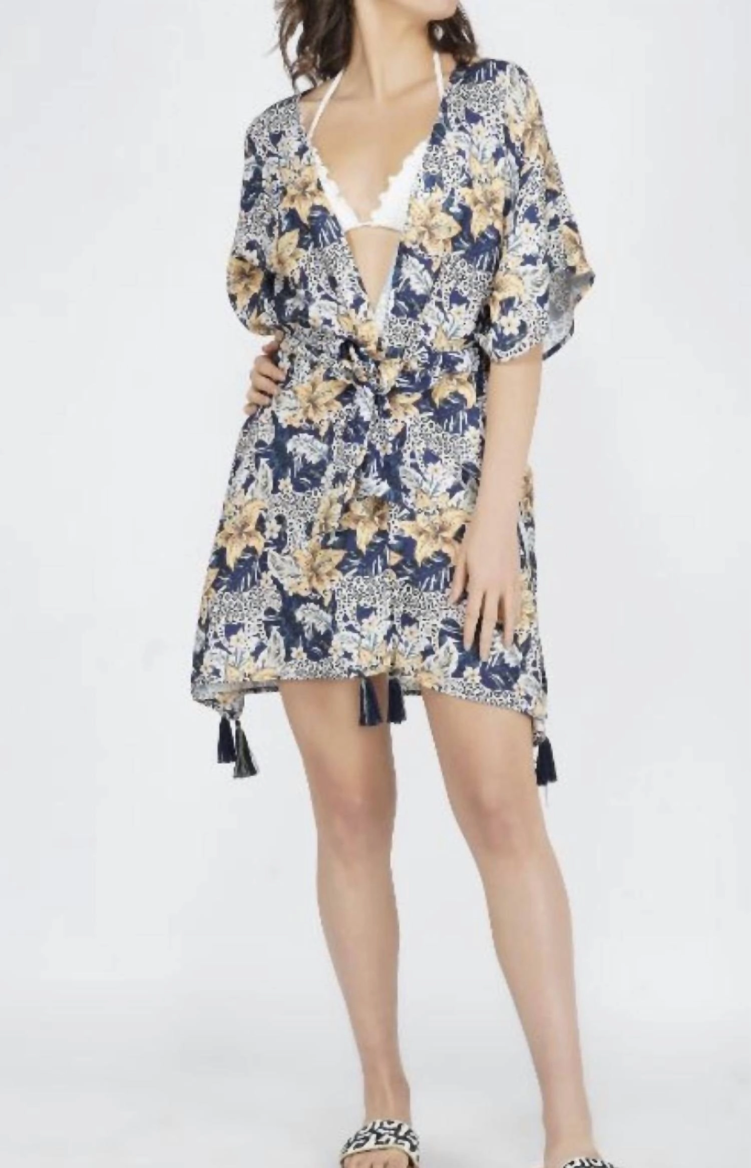 Plush Inner Layer Minimalist Design Wild Flowers Kimono In Navy Multi
