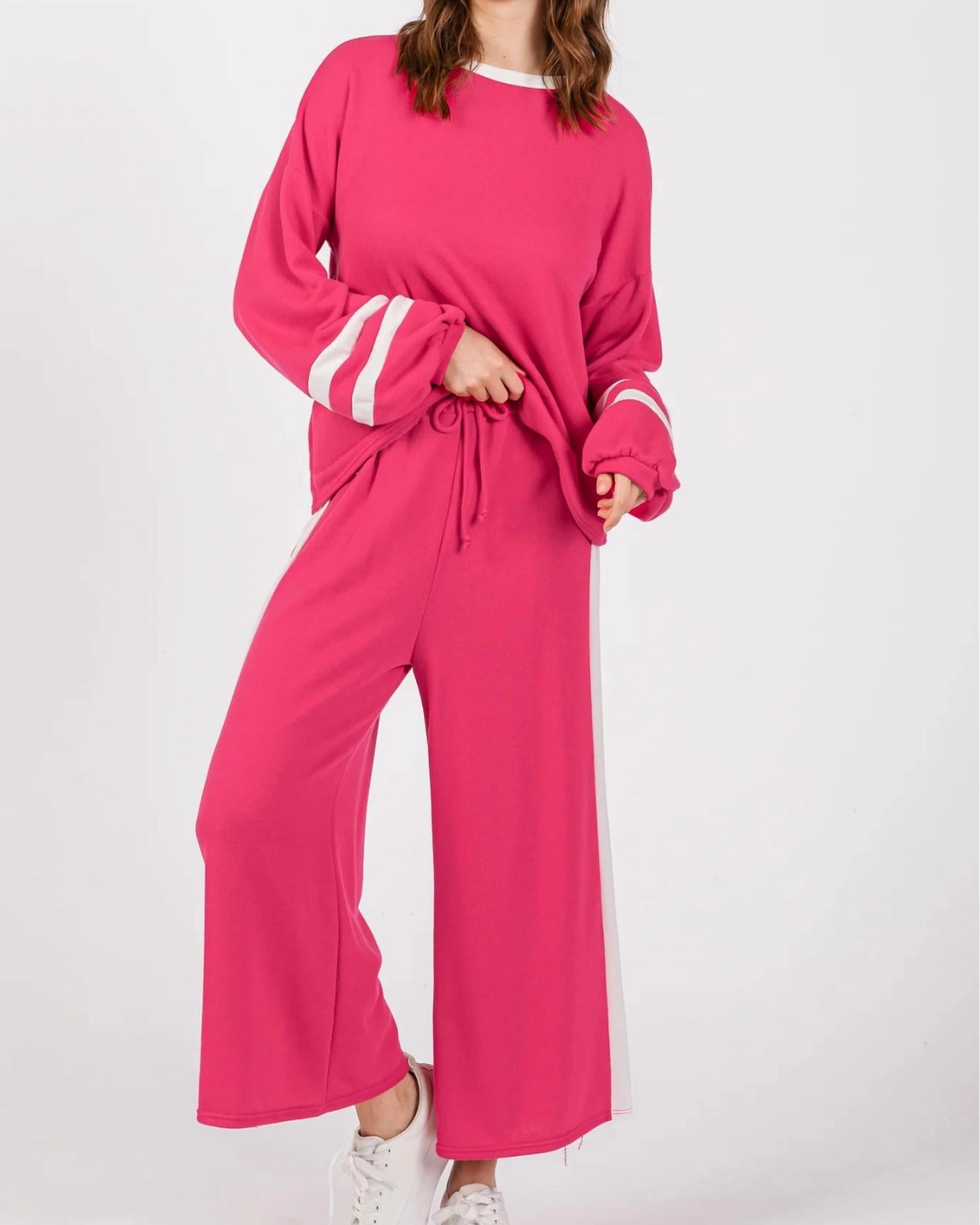My Way To Go Set In Fuschia Multi Pocket Design Minimalist Stitching