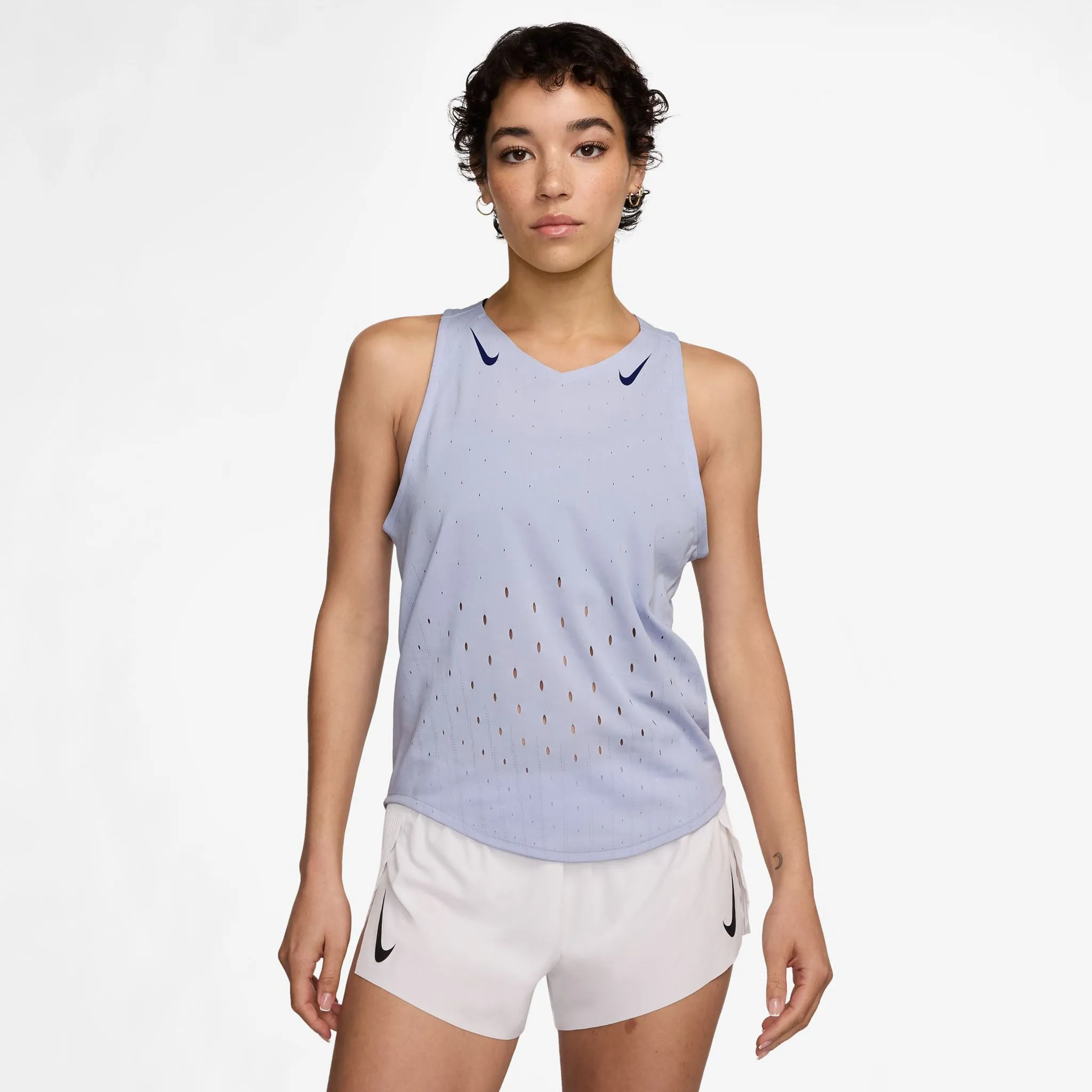 Layer Fit Ergonomic Shape Nike | Women's AeroSwift Dri-FIT ADV Running Singlet - Ghost