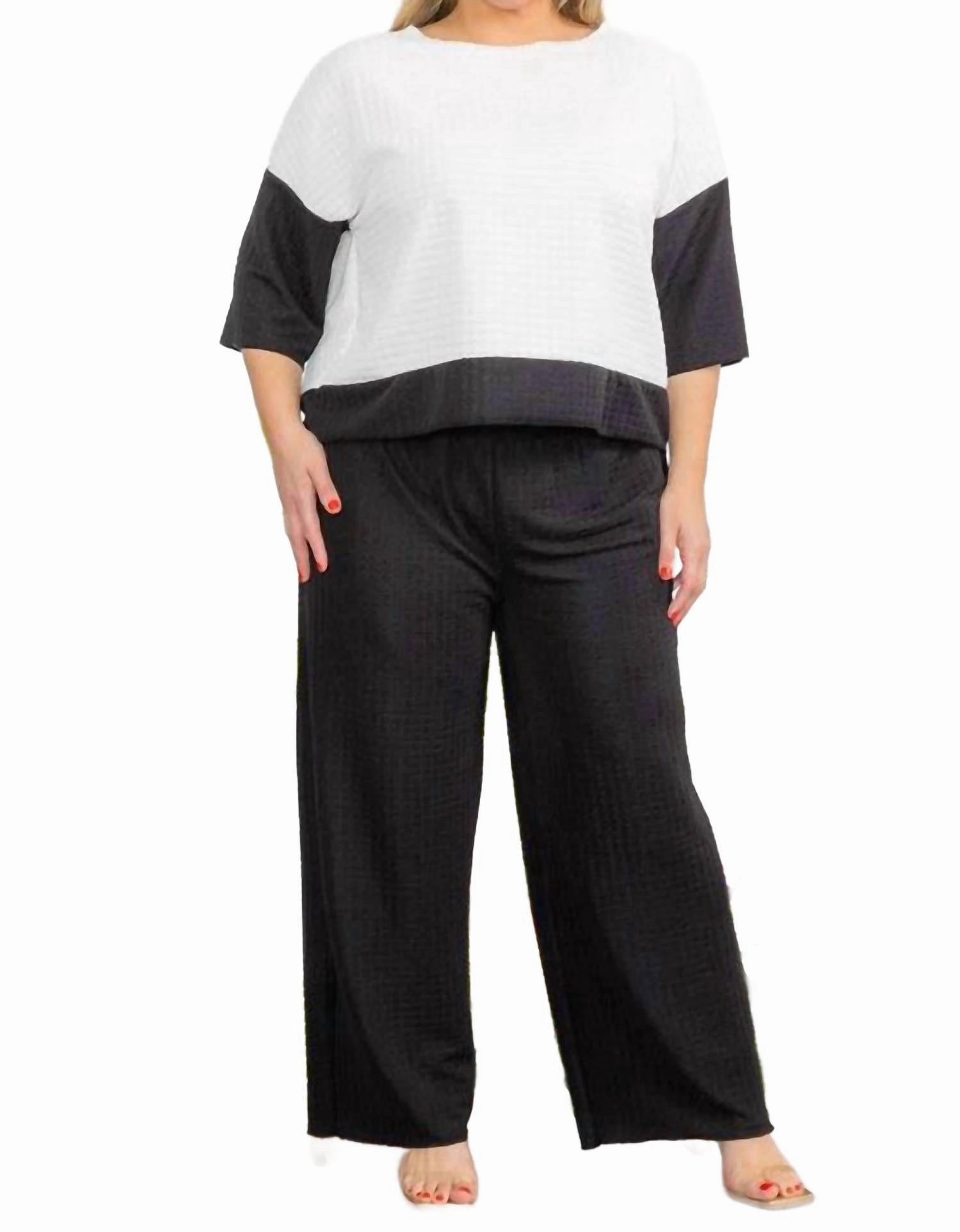 Cozy Textured Two-Piece Set In Black/white Low Impact Elastic