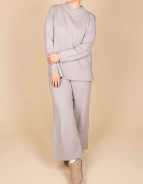 Clara Comfort Set In Grey MoistureWicking Material Reinforced Neckline