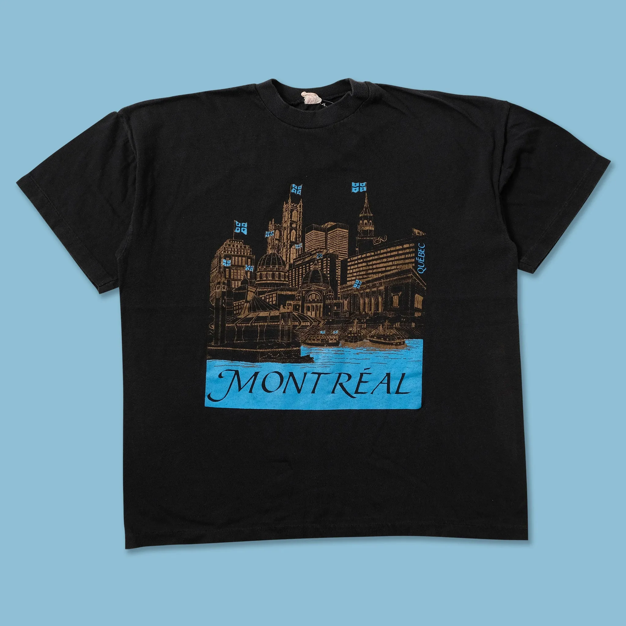 Vintage Montreal T-Shirt Medium Seasonal Layering