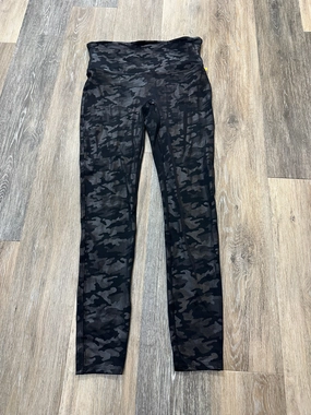 Durable Overlock Stitch Pants Leggings By Spanx In Camouflage Print, Size: L