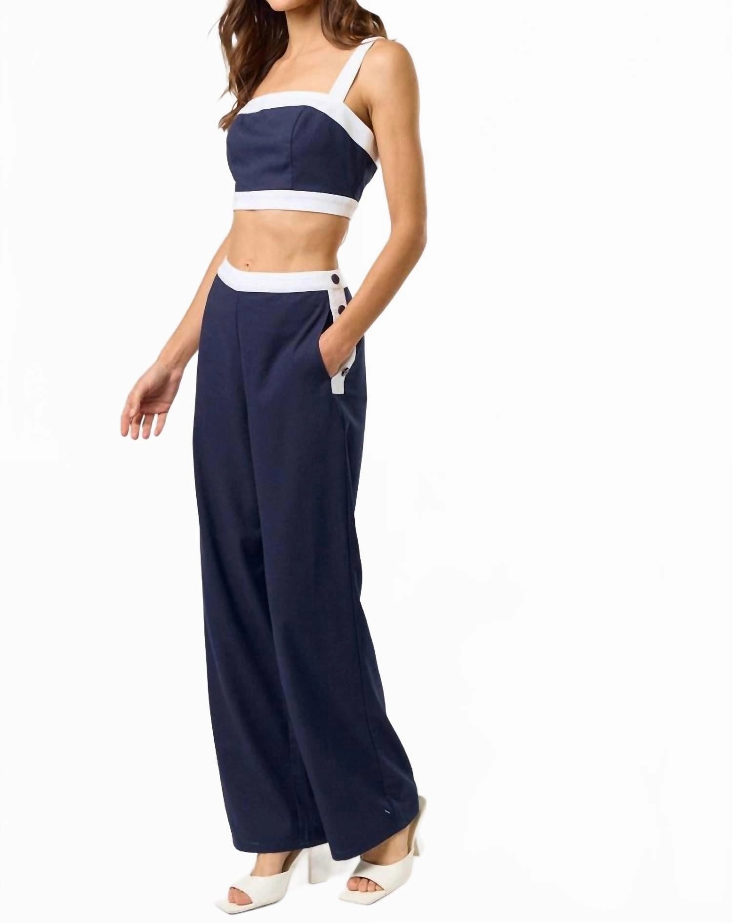 Sail Away Contrast Linen Set In Navy/white Tagless Comfort