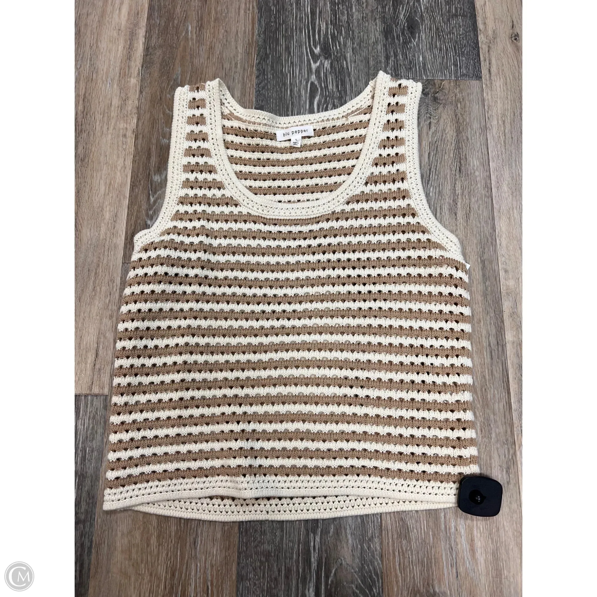 Tank Top By Blu Pepper In Brown, Size: L ButtonlessClosure Scoop Neck Shape