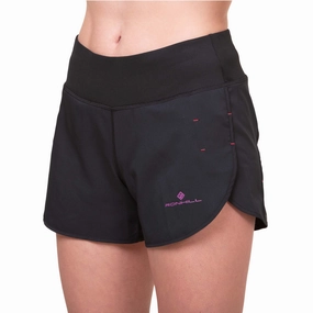 AdjustableDrawstring Silicone Grip Hemline Ronhill | Women's Tech 4.5" Short - Black/Razzmatazz