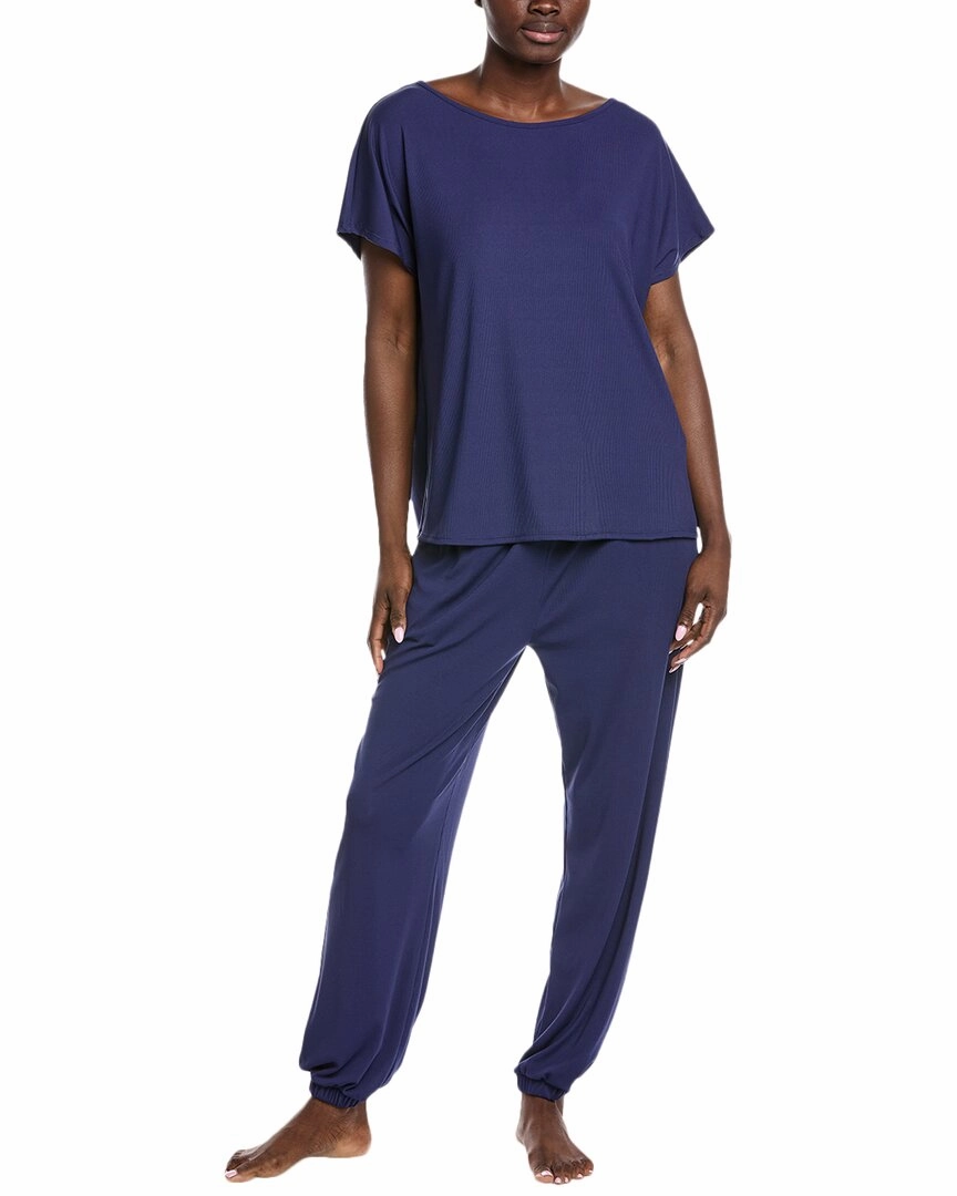 Static Resistant Fibers Balanced Compression Badgley Mischka 2pc Yummy Shirt & Pant Set