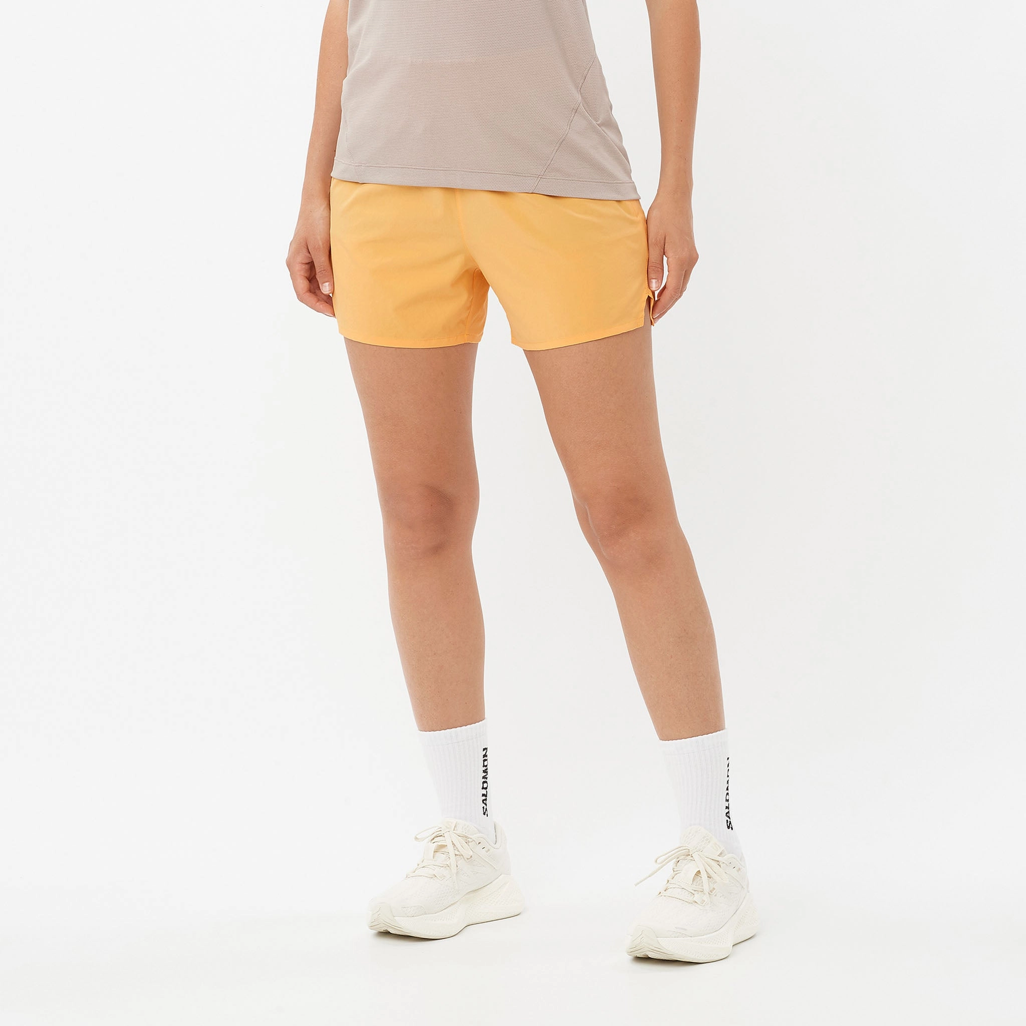 Fitness Look sock venue Salomon | Women's SHKout Core 4" Shorts - Warm Apricot