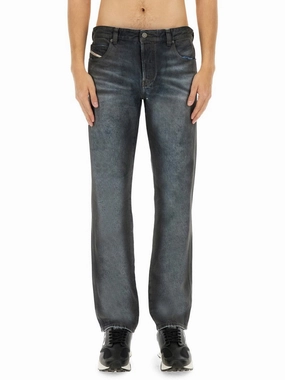 Odor Control Treatment 1993 D-Vyl-Fsg1" Jeans