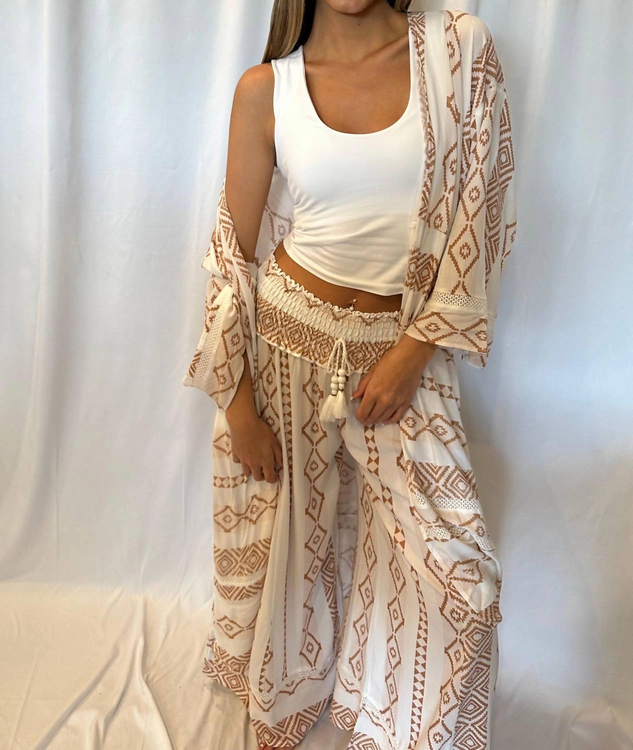 Island Kimono In Caramel Minimalist Stitching Drop Shoulder