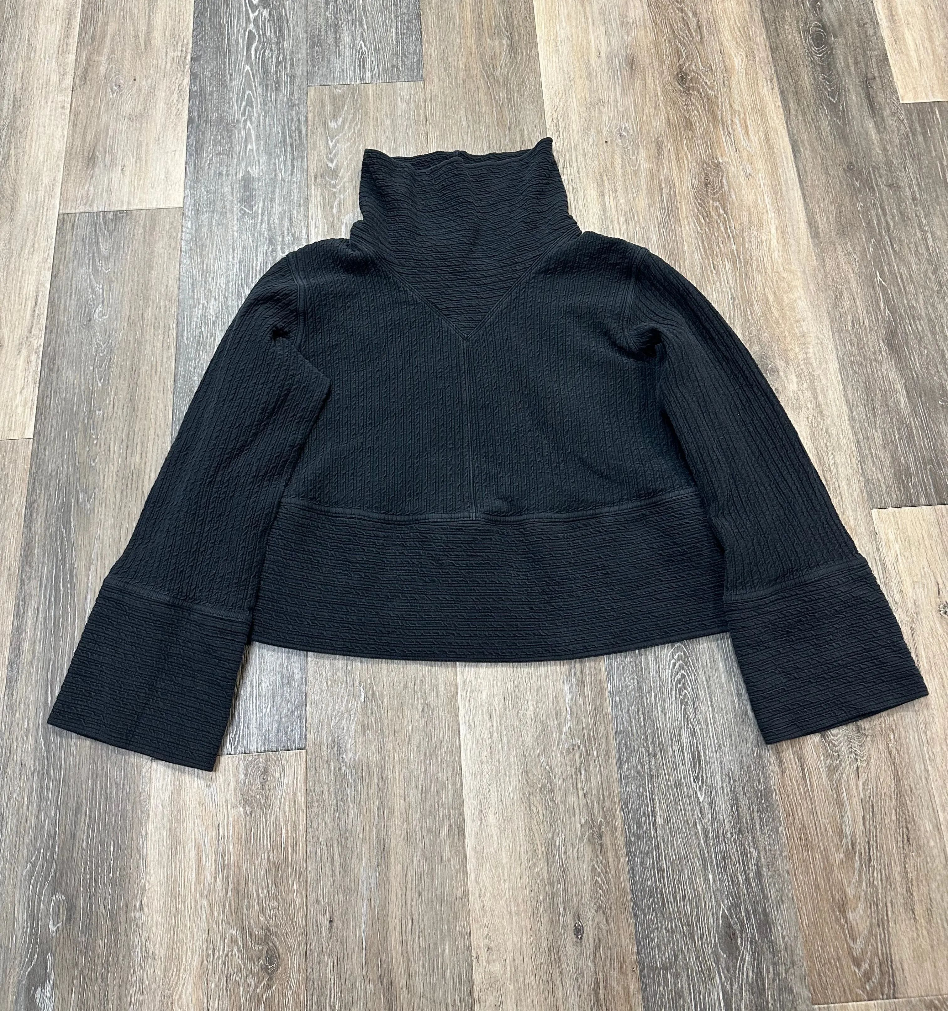 Adjustable Hem Athletic Sweatshirt Collar By Lululemon In Grey, Size: S