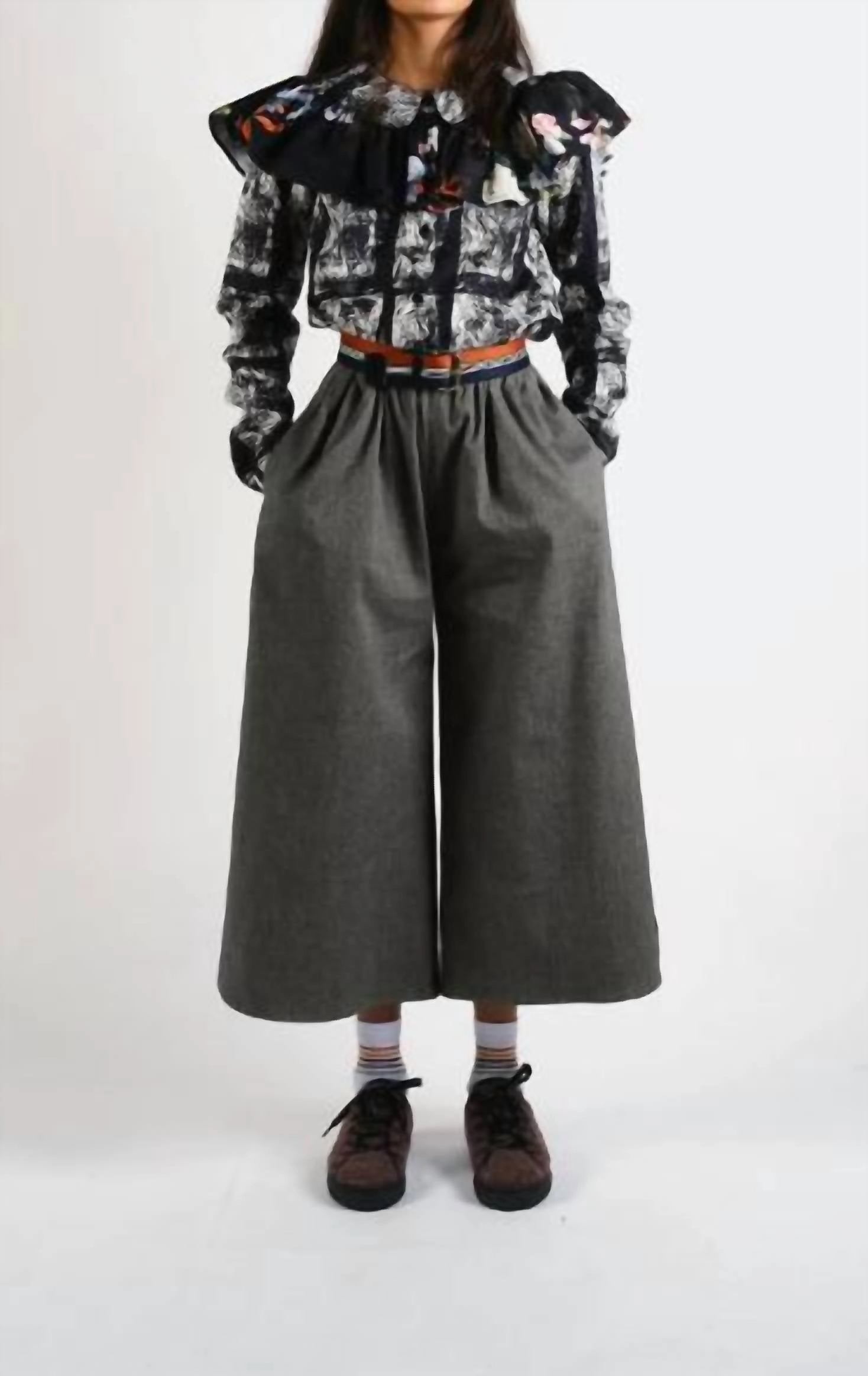 Lightweight Flex Relaxed Comfort Wear Elisa Trousers In Preto