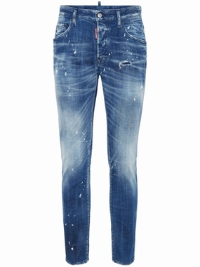 Simple Layers Rugged Construction Slim Fit Distressed Denim Jeans With Five-Pocket Design