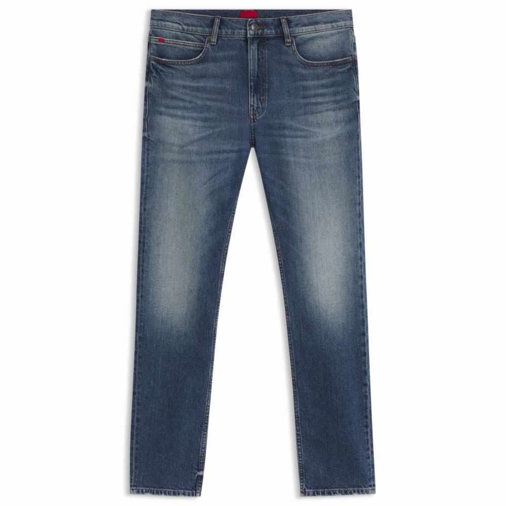 Minimalist Style Festival Outfit Loose Slim-fit jeans in blue comfort-stretch denim