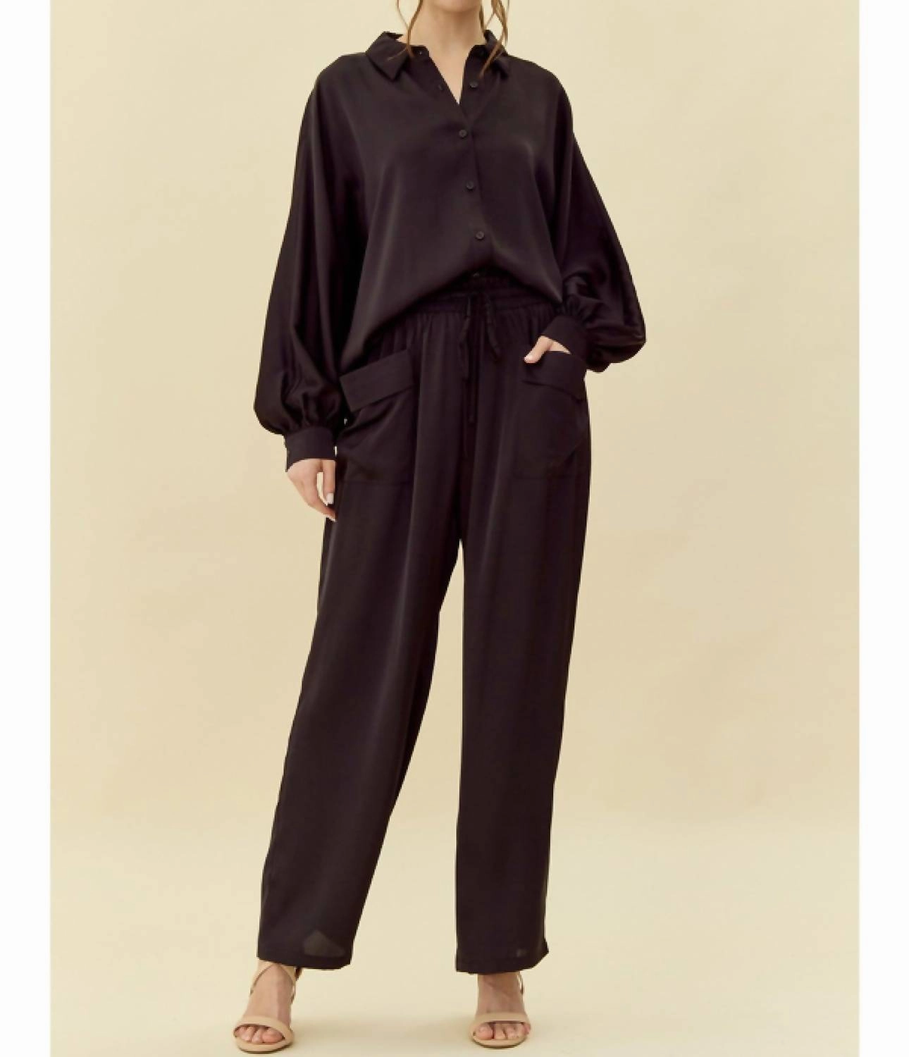 So Much Better Satin Set In Black NonRestrictive Design AntiPilling Technology