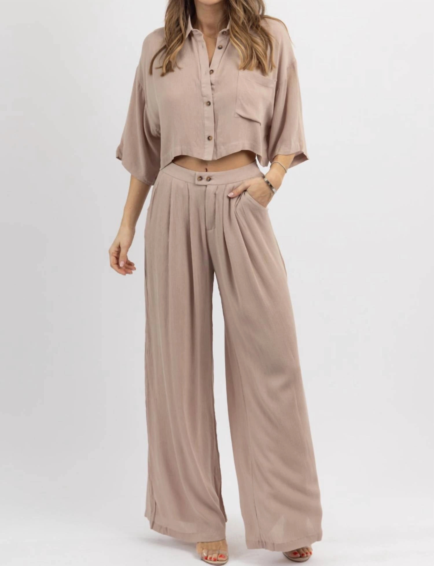 Float On Collar Pant Set In Beige Comfortable fit Temperature Regulating