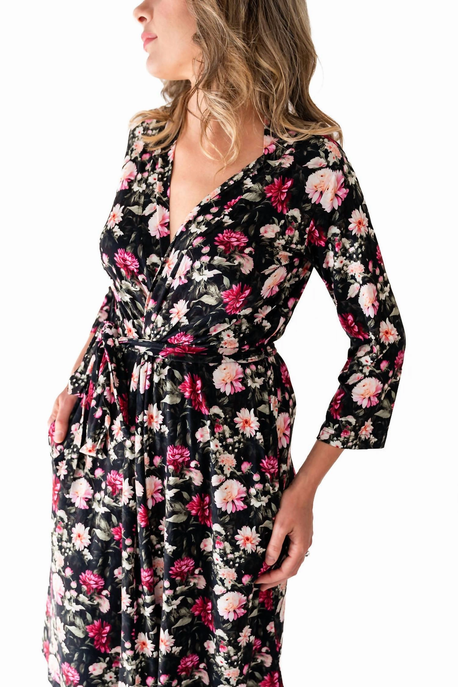 VNeck Design Fallon Bamboo Robe In Floral Multicolor