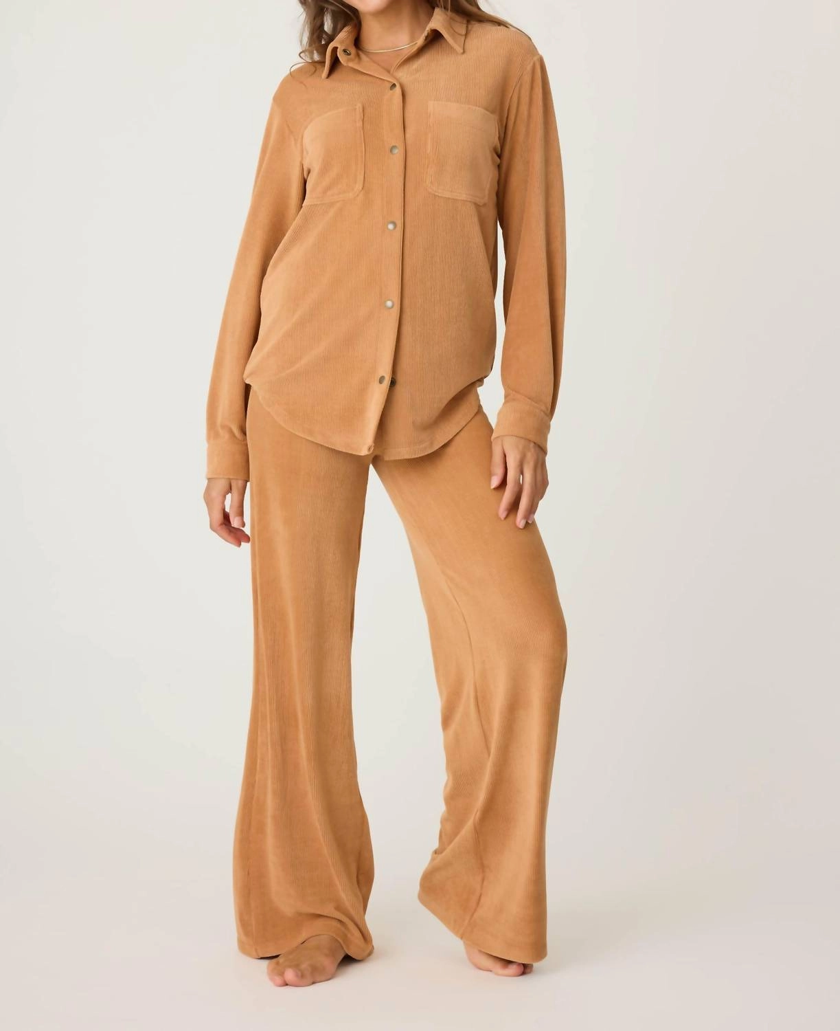 Hypoallergenic fabric Eco Friendly Design Cozy Corduroy Lounge Top In Camel