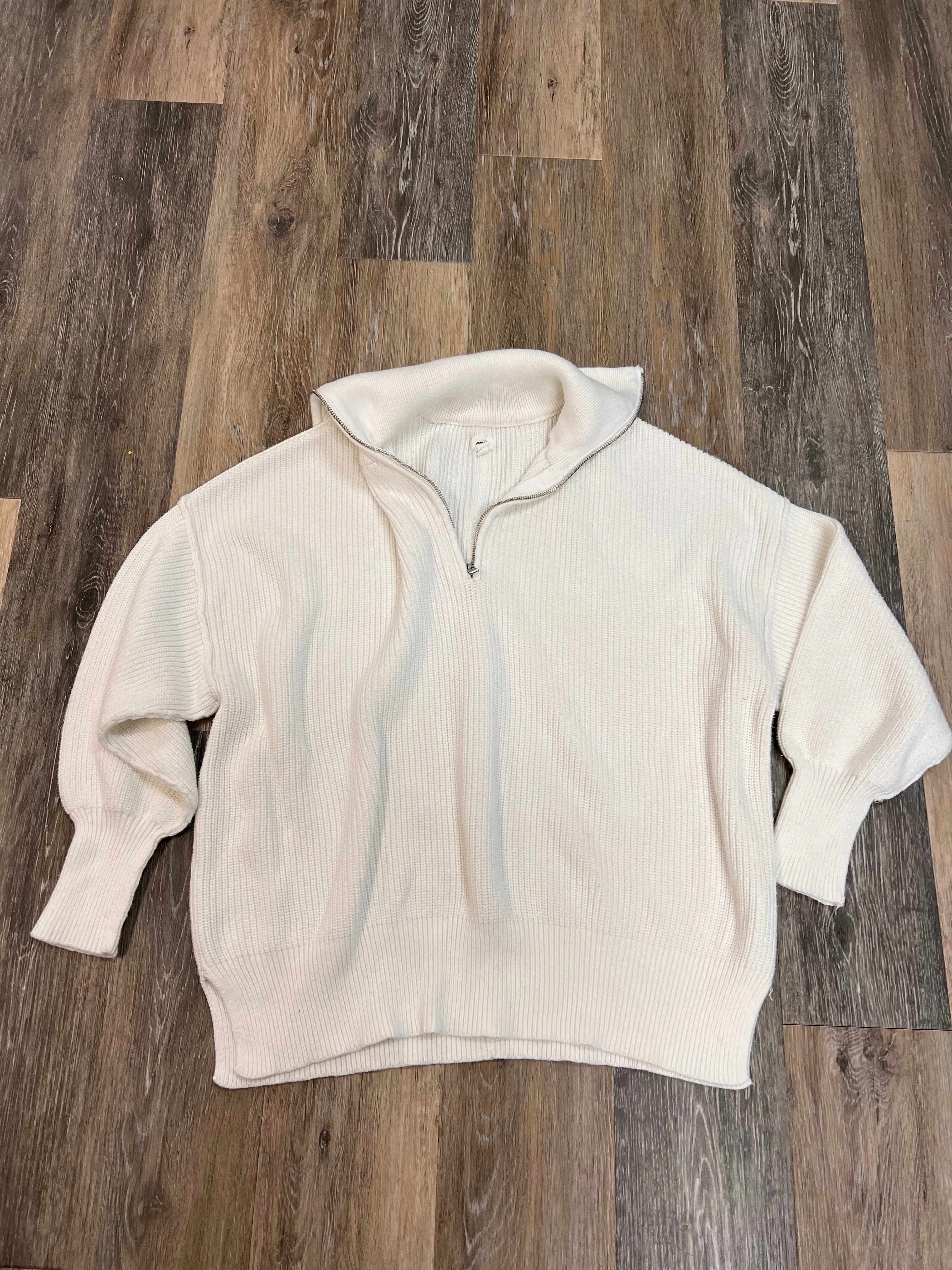 Sweater By Aerie In White, Size: S Ergonomic Shoulder Shape