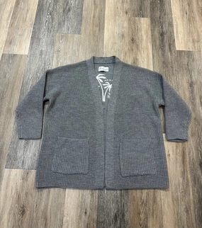 Sweater Cardigan By The Beach People In Grey, Size: M Easy Style Hidden Button Placket