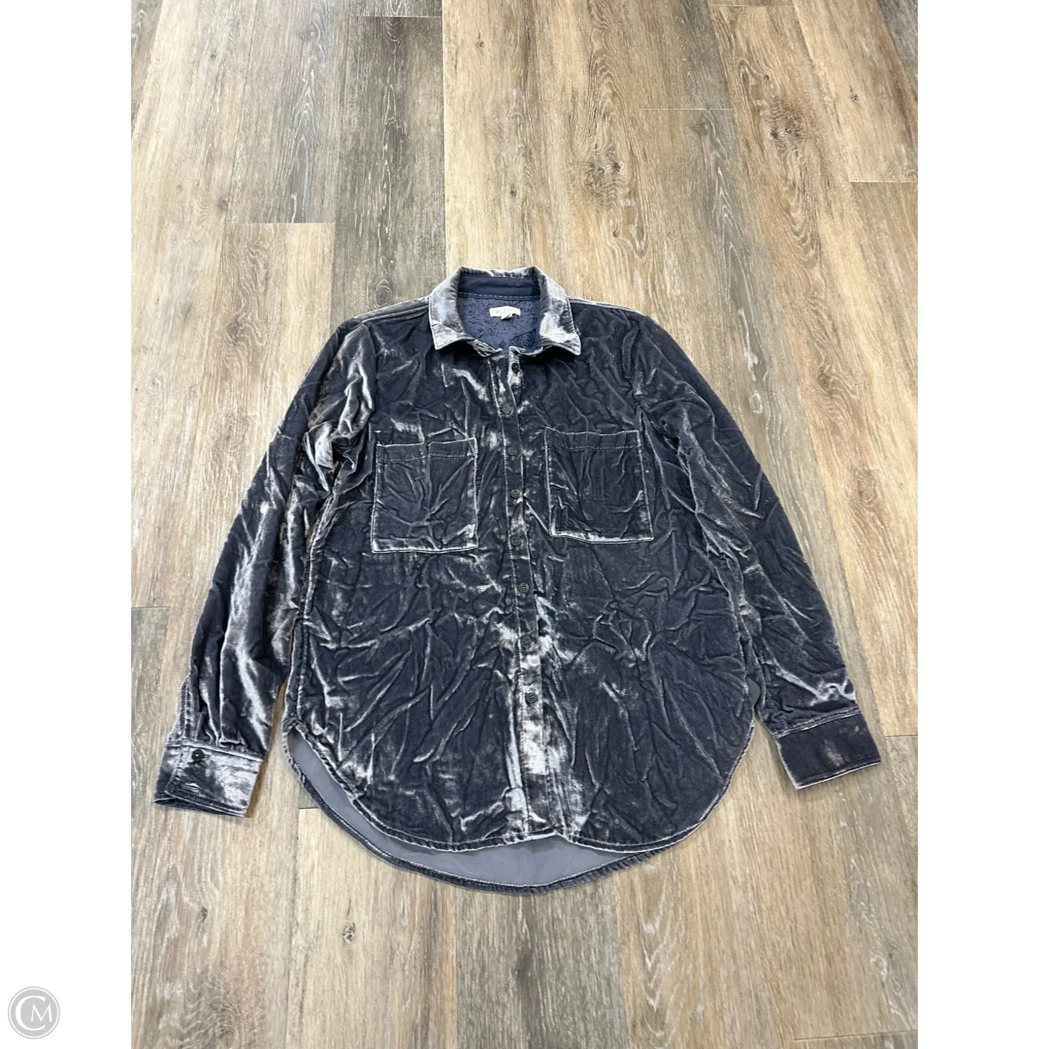 Breathable Lining Antistatic Blouse Long Sleeve By Pilcro In Grey, Size: Xs