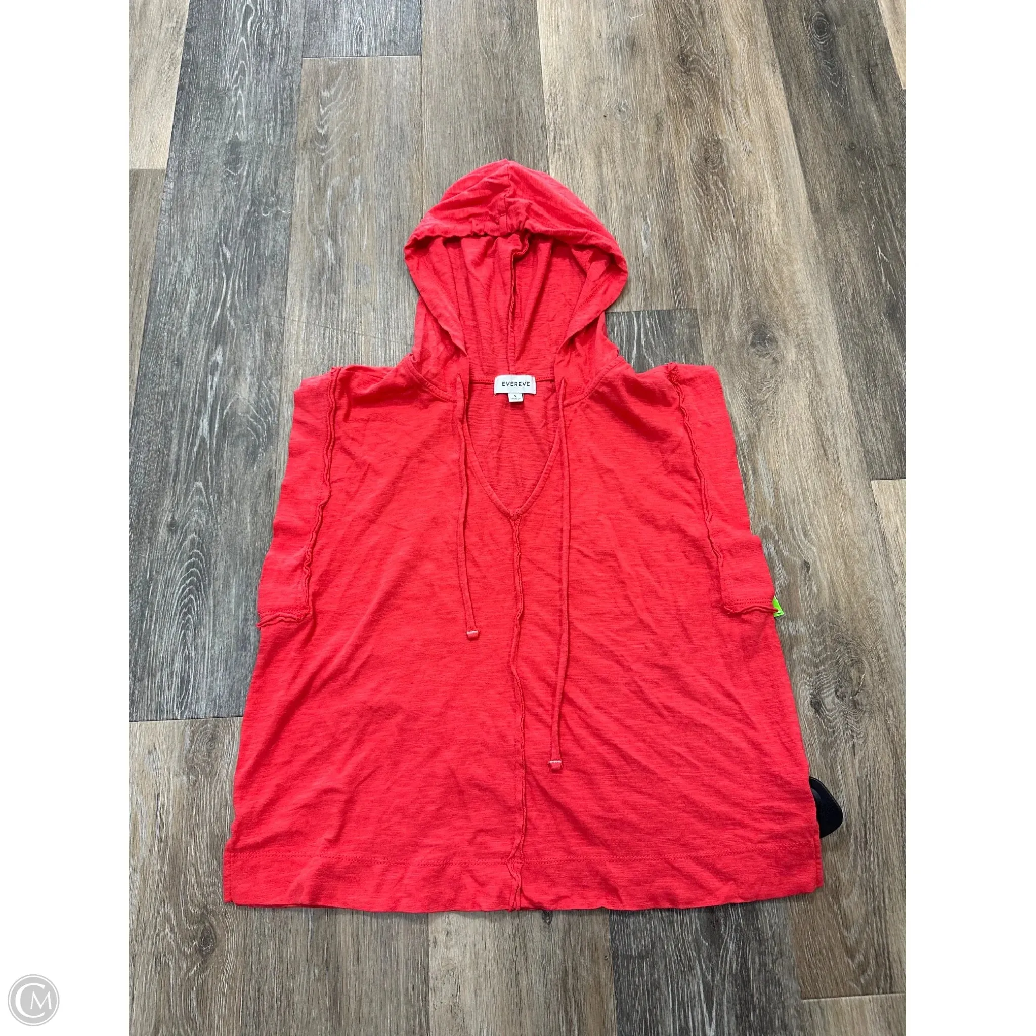 Top Short Sleeve By Evereve In Red, Size: S Glow In The Dark Accent Trim