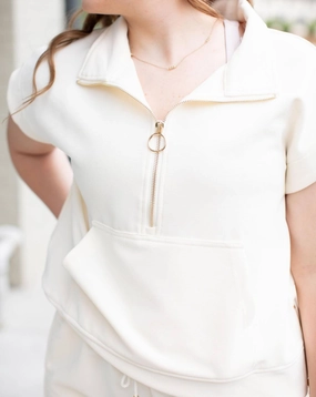 Top With Shorts Set In Cream Ribbed Collar Design