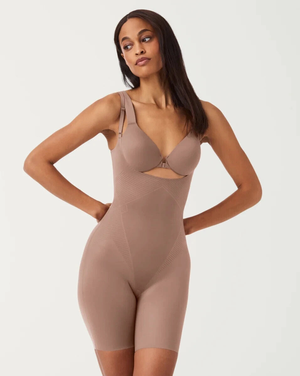 Spanx Shapewear Women's Medium Cafe Au Lait Stretch Open-Bust Bodysuit JDM460 Wide Leg Opening Design