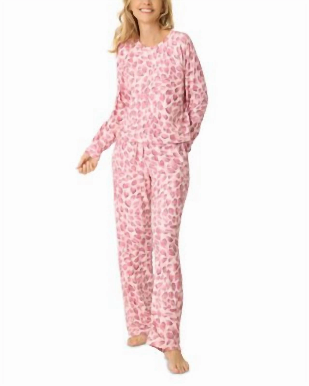 Women's Full Of Love Pajama Set In Multi Double Stitched Edges Durable Blends