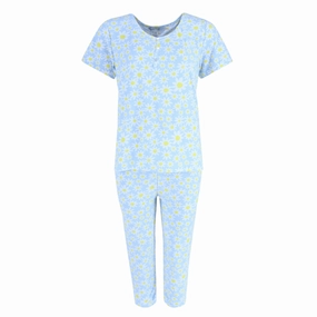 Women's Tiny Daisy Capri Pajama Set Layered Texture