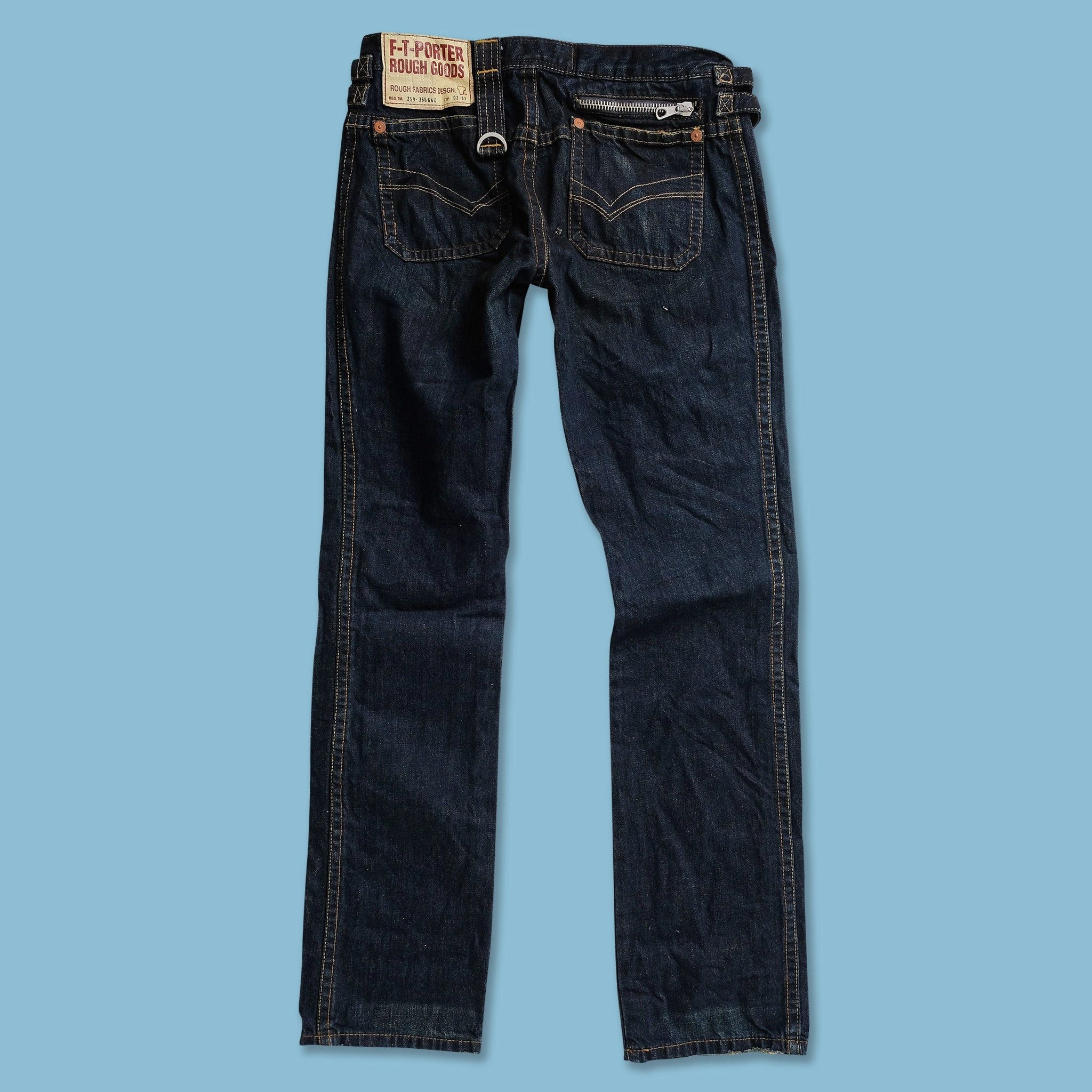 Classic Weekend Getaway Women's Y2K Freeman T. Porter Jeans 29x34